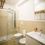 Monsuite Relais - Chalet * Monserrato