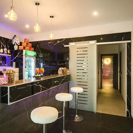 Monsuite Relais - Chalet Monserrato