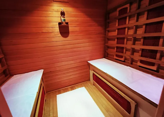 Monsuite Relais - Chalet * Монсеррато